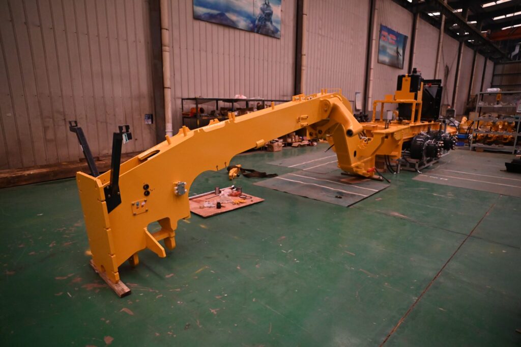 Motor grader assembly workshop